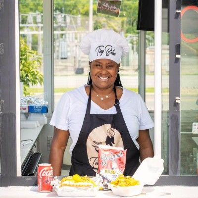 Chef Liz, Tiny Bistro