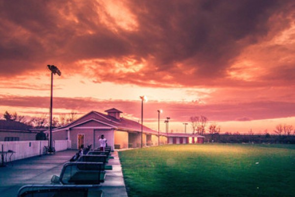 Content image Image file Miles-of-Golf-Sunset_fac9f87c-5056-a36a-09933e6bd32ed287.jpg