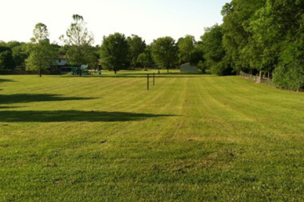 Content image Image file Oakwood-Park-Field-Edited_fab50972-5056-a36a-09a5c601a23cca88.jpg