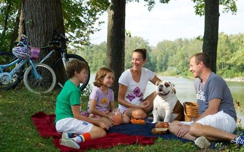 Family at Rentschler Forest